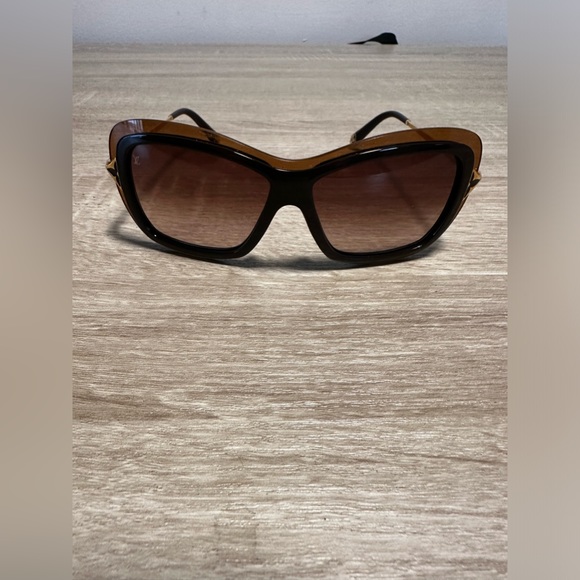 💯PRICE IS FIRM! LOUIS VUITTON POPPY BROWN SUNNIES - COMES WITH HARD CASE - Picture 11 of 16